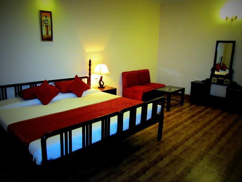 Hotel Harsh Ananda Prayagraj Phòng bức ảnh